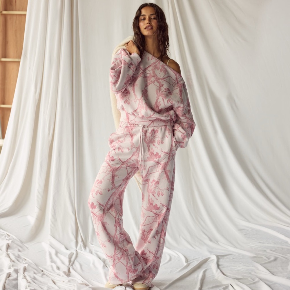 sunday pink camo wide-leg matching set